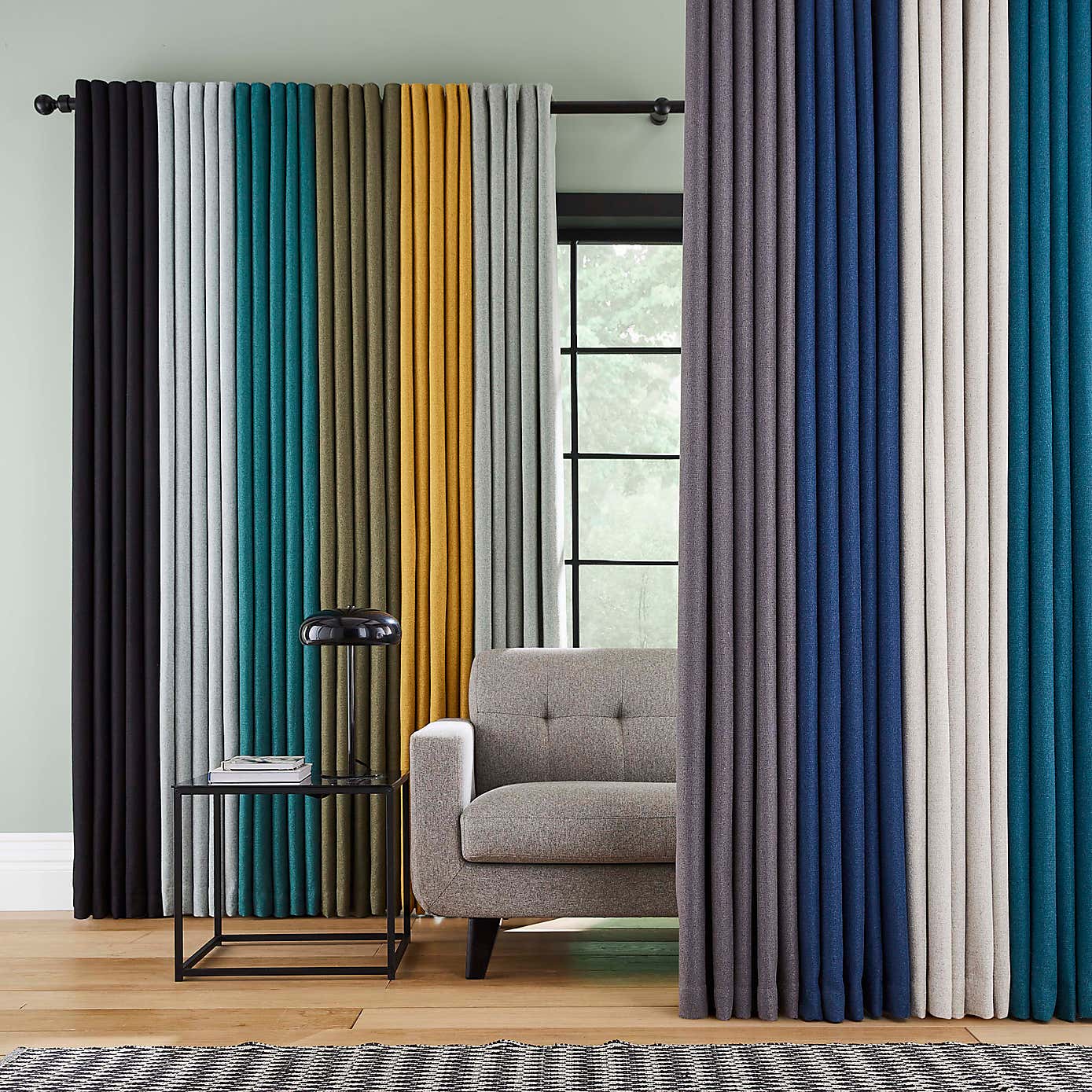 Carousel zoom image position 4 of 6