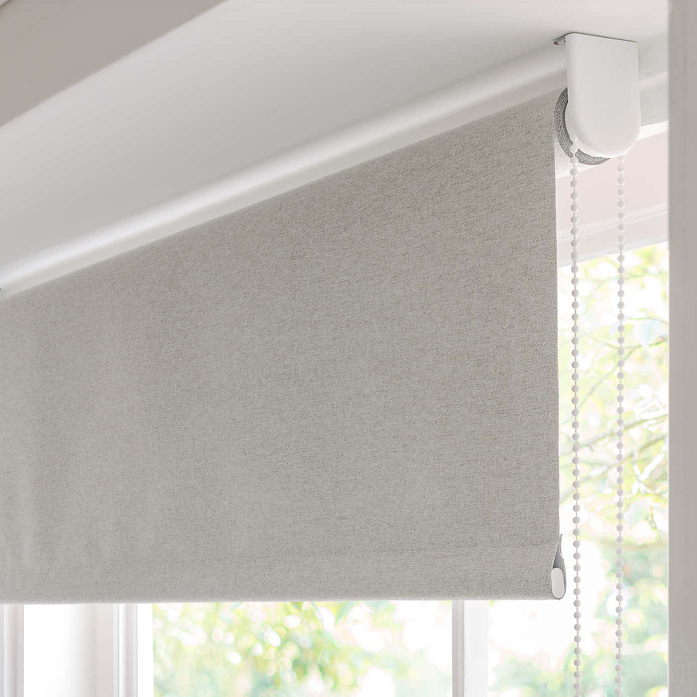 Carousel zoom image position 4 of 6