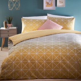 Furn. Spectrum Yellow Ombre Reversible Duvet Cover and Pillowcase Set