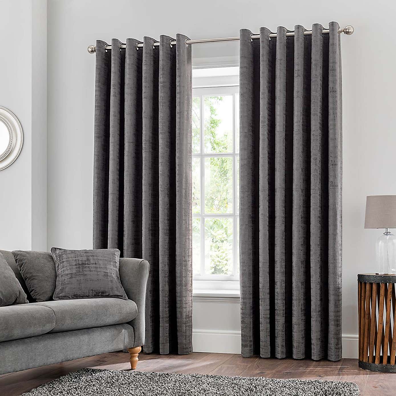 Carousel zoom image position 2 of 5