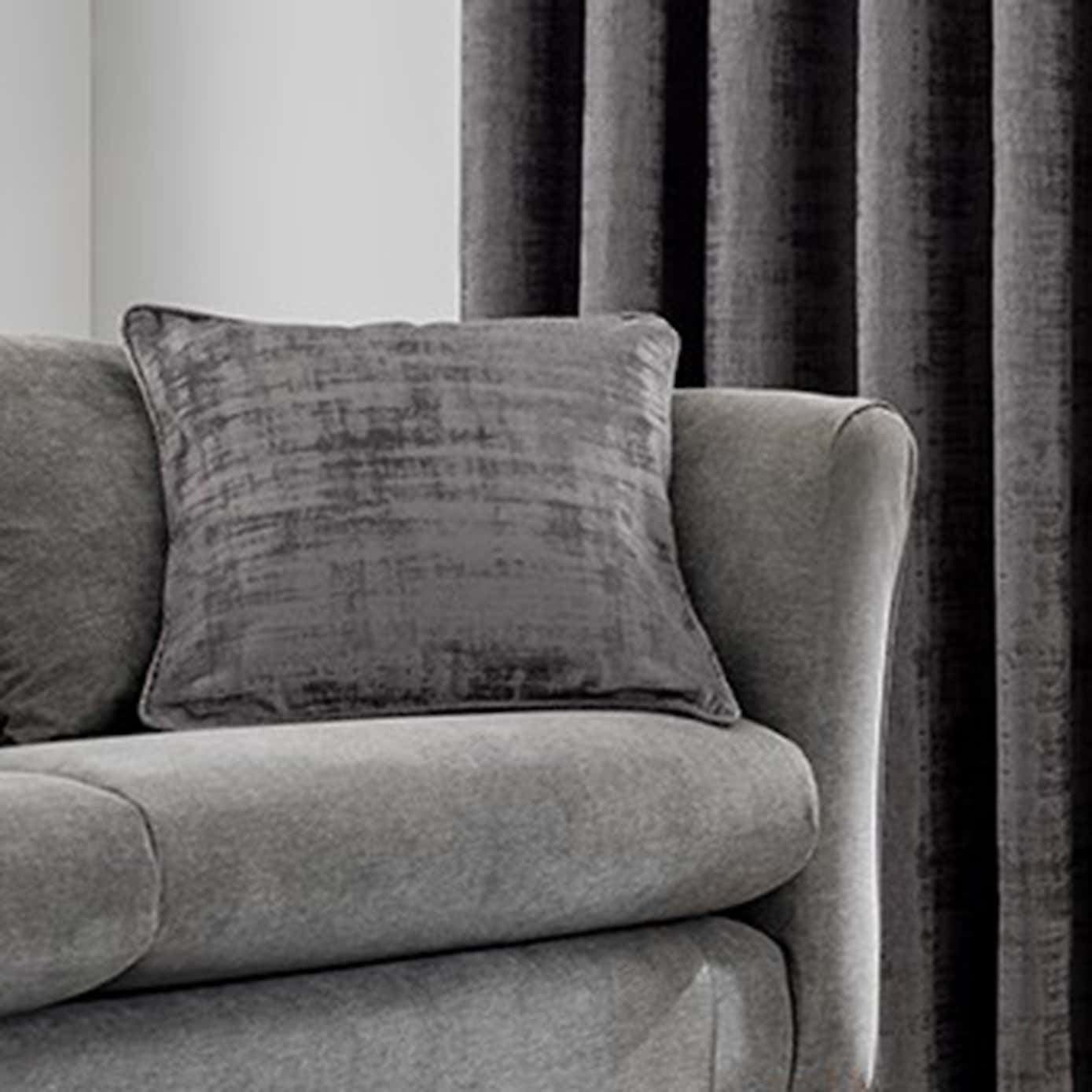 Carousel zoom image position 4 of 5