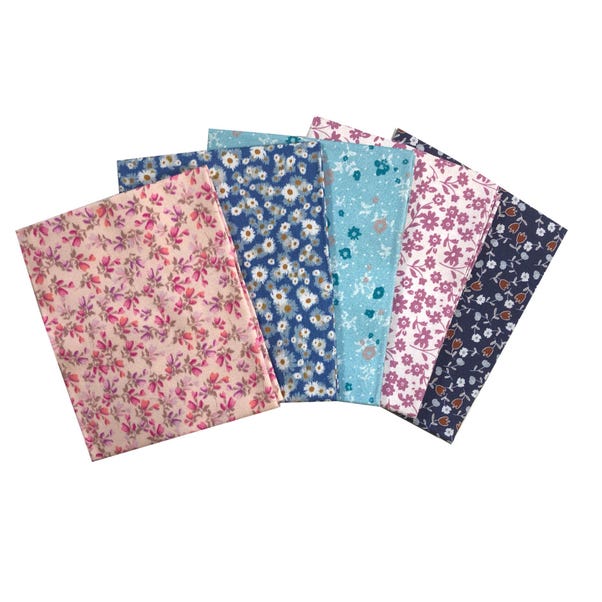 Pack of 5 Ditsy Florals Fat Quarters MultiColoured
