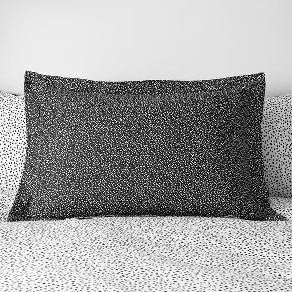 Black store oxford pillowcases