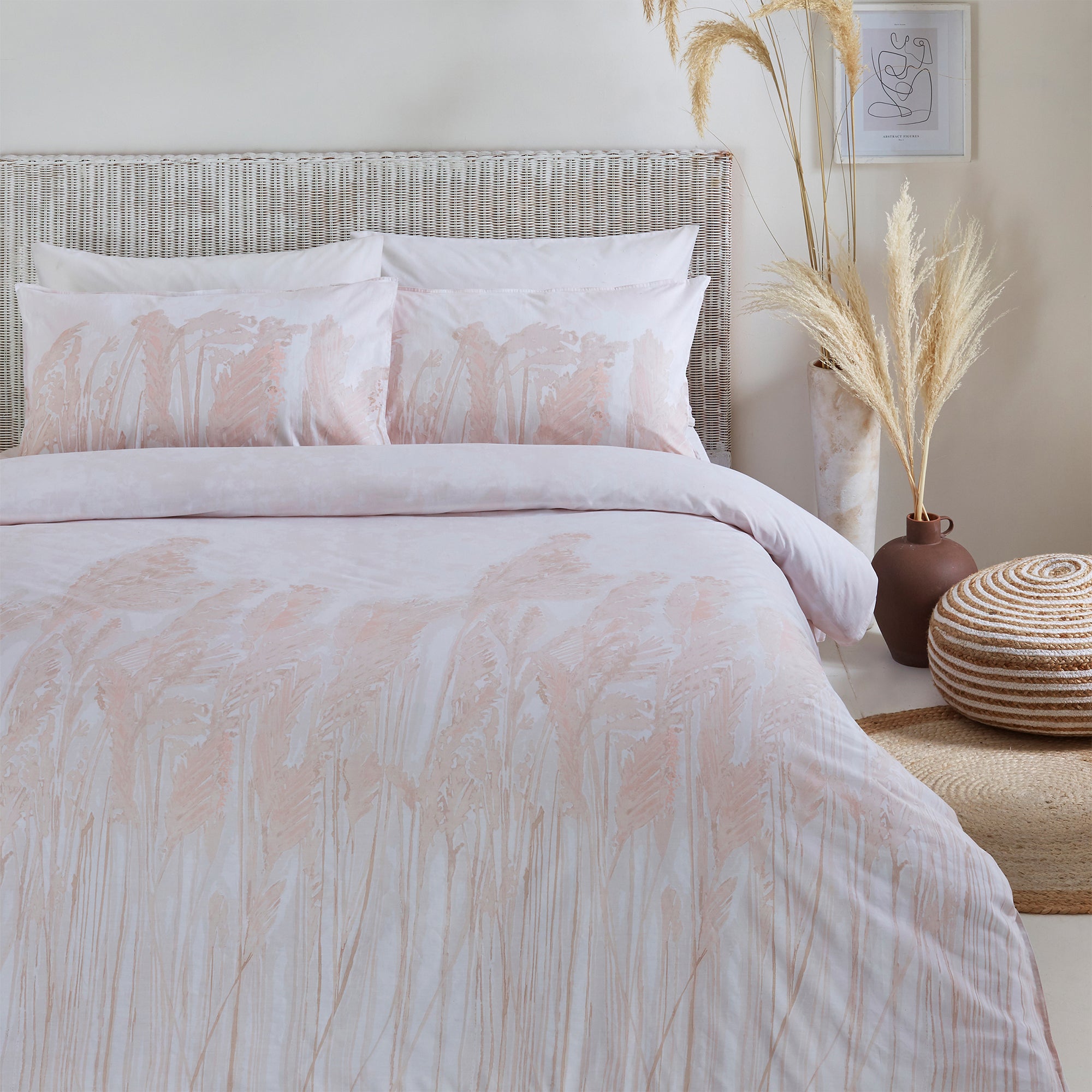 Pampas Grass Blush 100% Cotton Reversible Duvet Cover and Pillowcase Set Pink/White