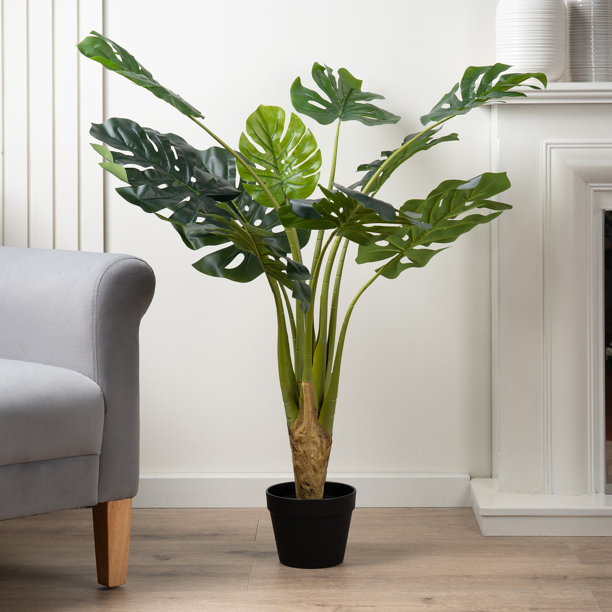 Photo of Artificial monstera tree green