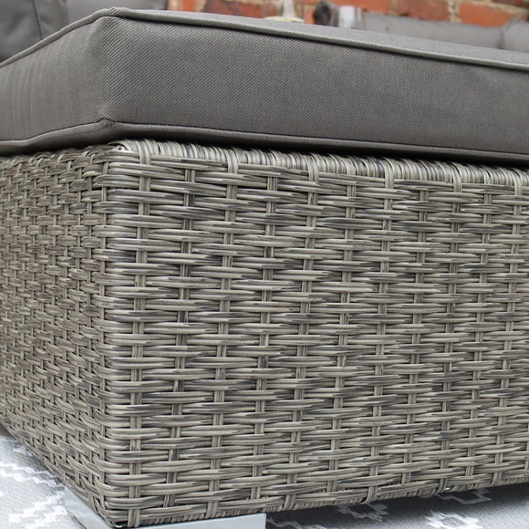 Carousel navigation image position 4 of 8