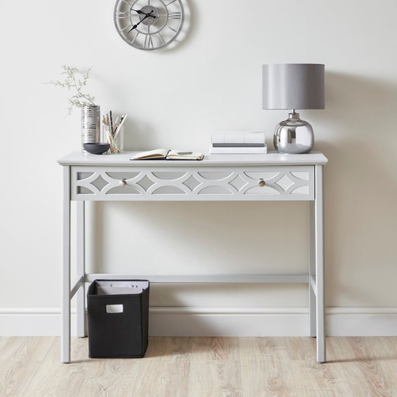 delphi dressing table