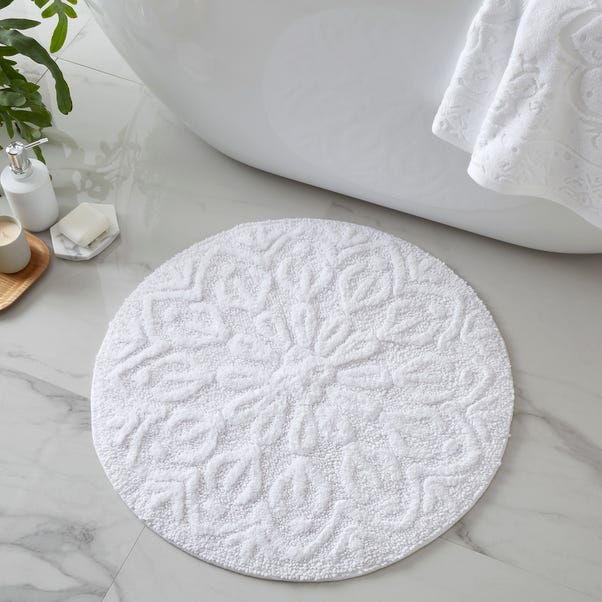 Mandalay White 100% Recycled Cotton Bath Mat image 1 of 4