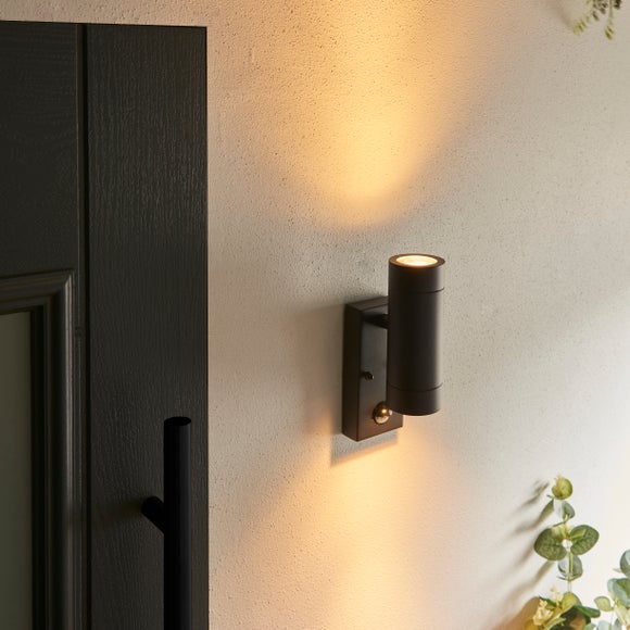 wall lights with pir sensor