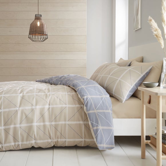 catherine lansfield geometric bedding