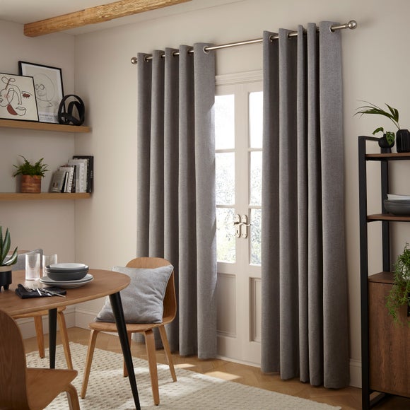 Carousel navigation image position 2 of 8