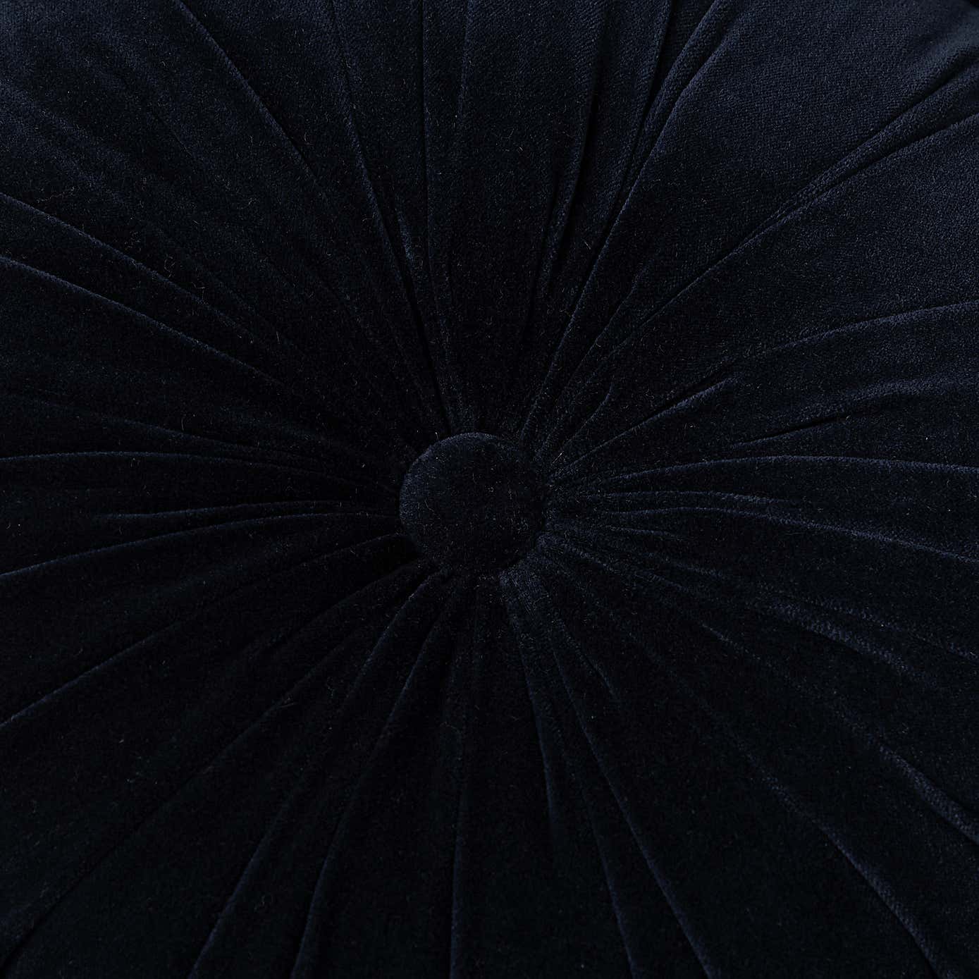 Carousel zoom image position 3 of 3