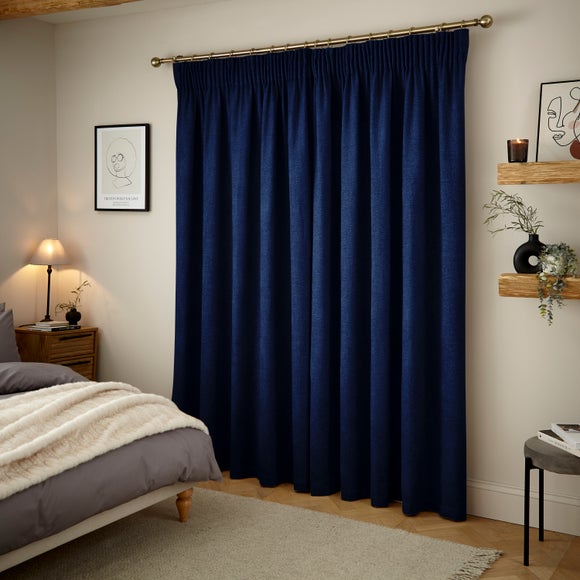 Carousel navigation image position 3 of 5