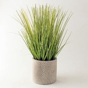 Artificial Grass in Grey Zig Zag Plant Pot