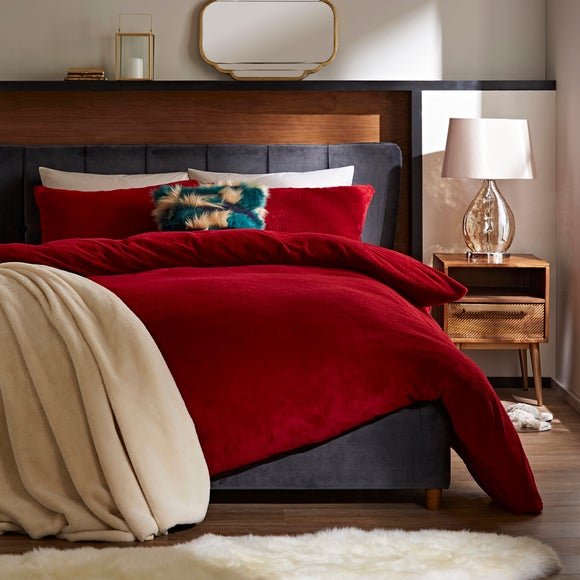 red teddy bear bedding