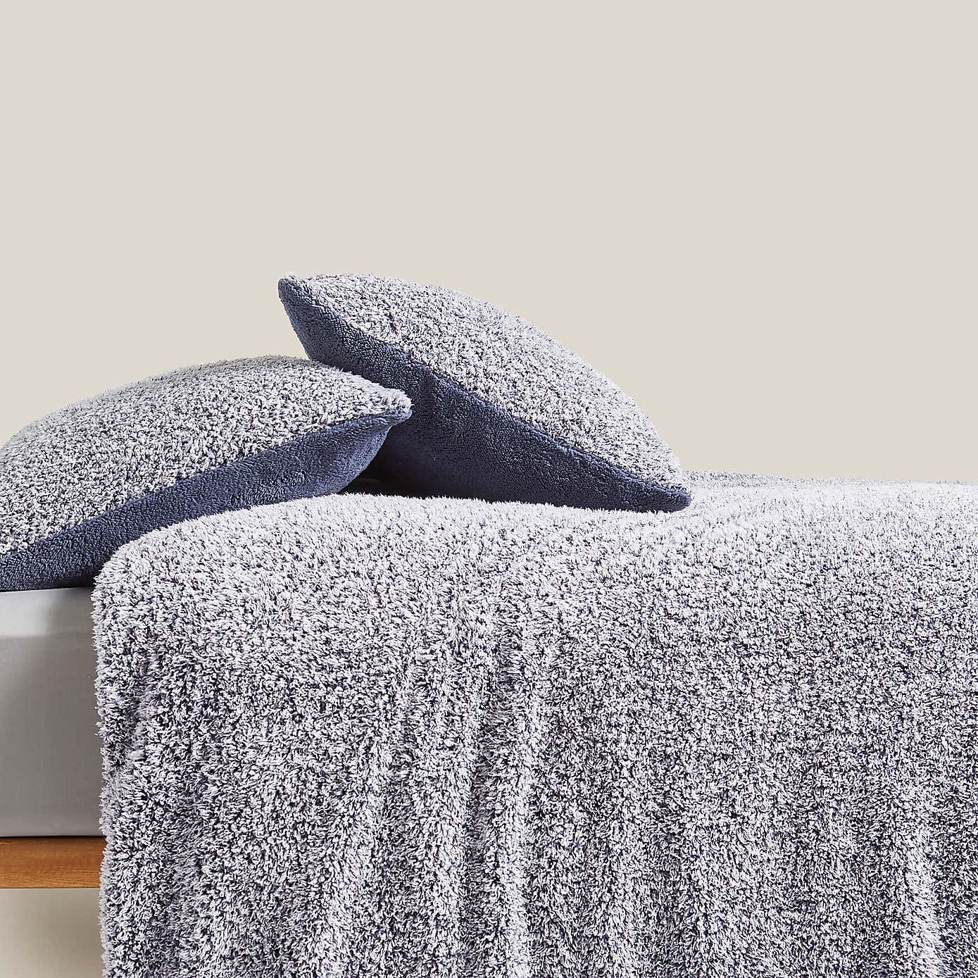 Carousel zoom image position 4 of 5