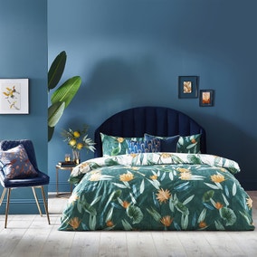 Furn. Tigerlily Duvet Cover and Pillowcase Set