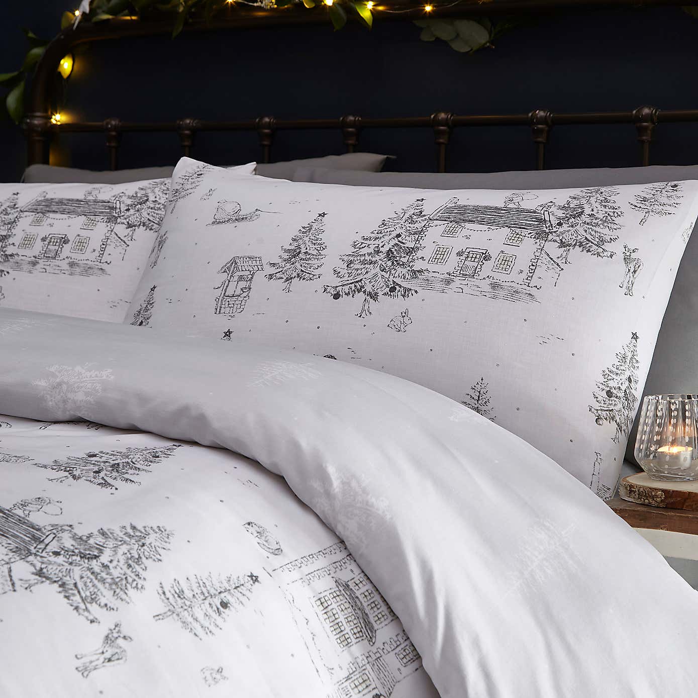 Carousel zoom image position 2 of 3