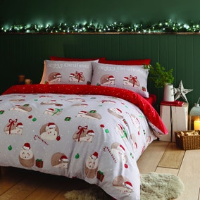 Catherine Lansfield Hoggy Christmas Duvet Cover and Pillowcase Set