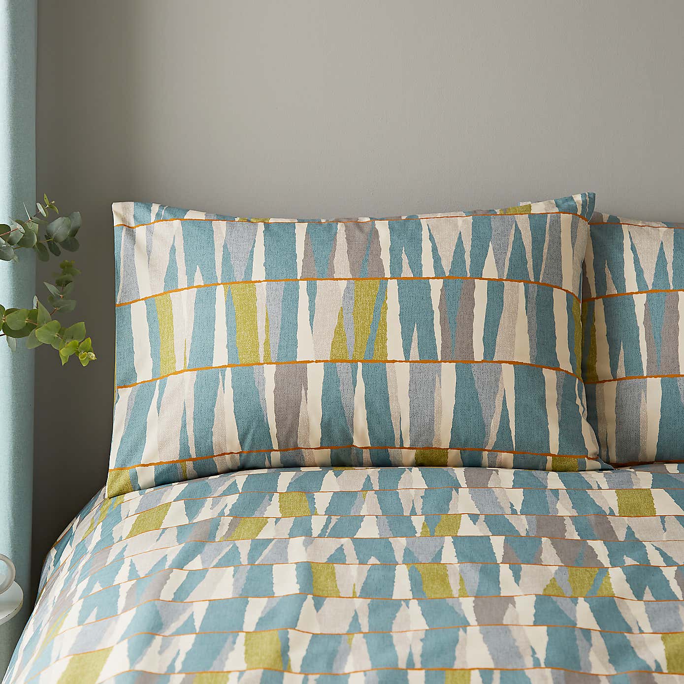 Carousel zoom image position 3 of 5