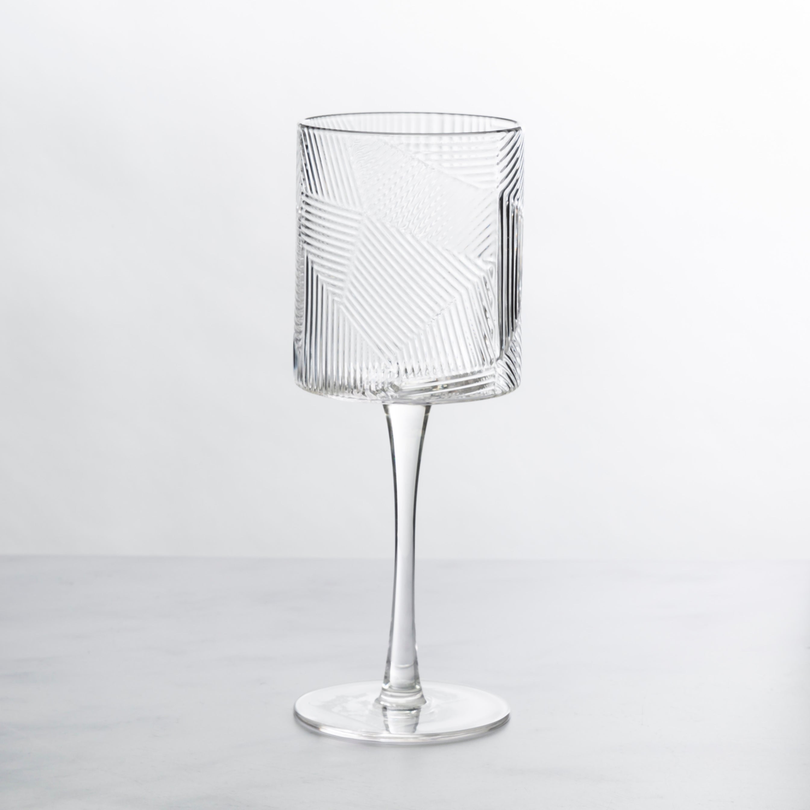 Linear Wine Glass Clear
