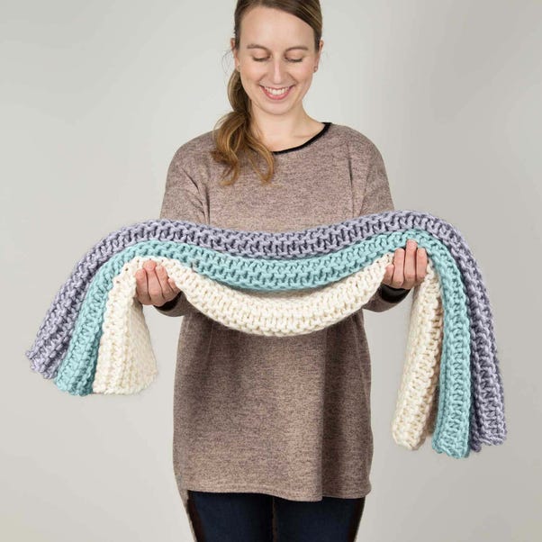 Hannah Blanket Knitting Kit image 1 of 3