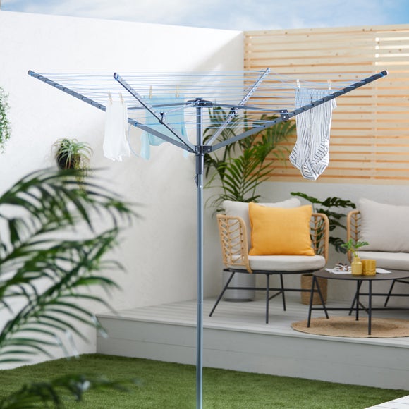 Outdoor clothes online airer