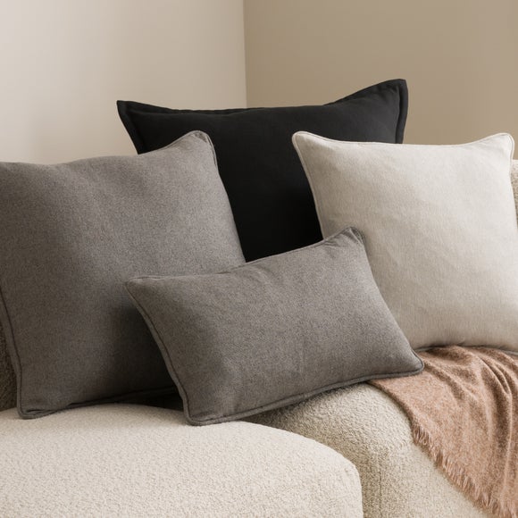 Carousel navigation image position 4 of 5