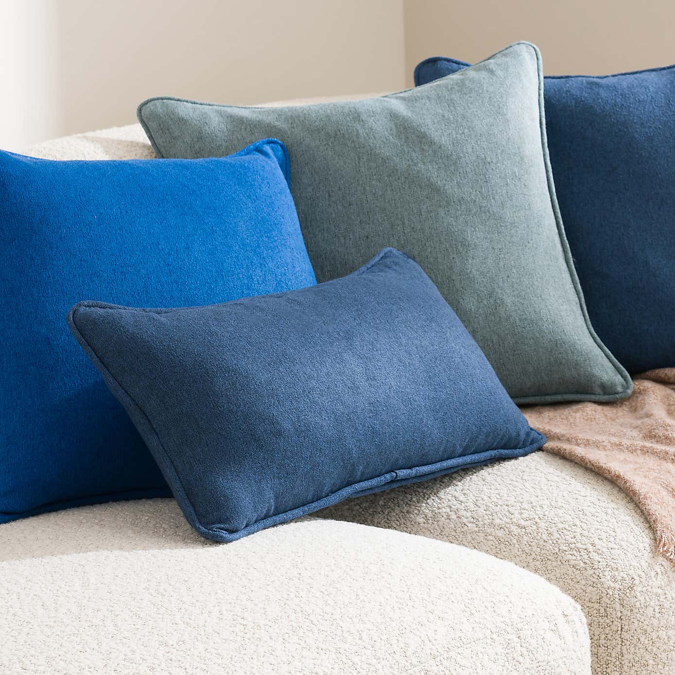 Carousel zoom image position 4 of 5