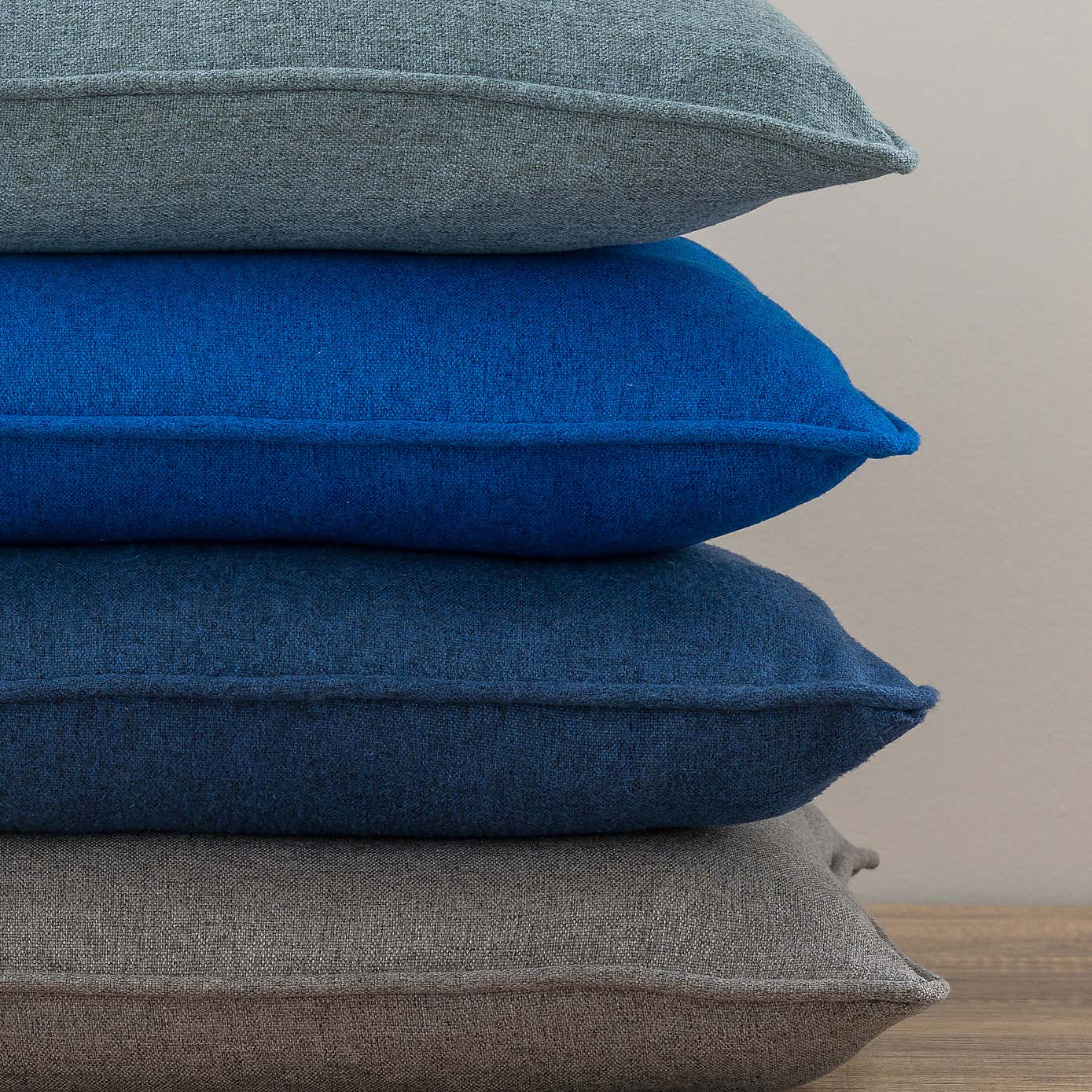 Carousel zoom image position 5 of 5