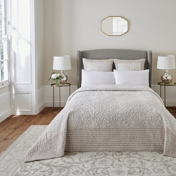 Dorma bedding throws new arrivals