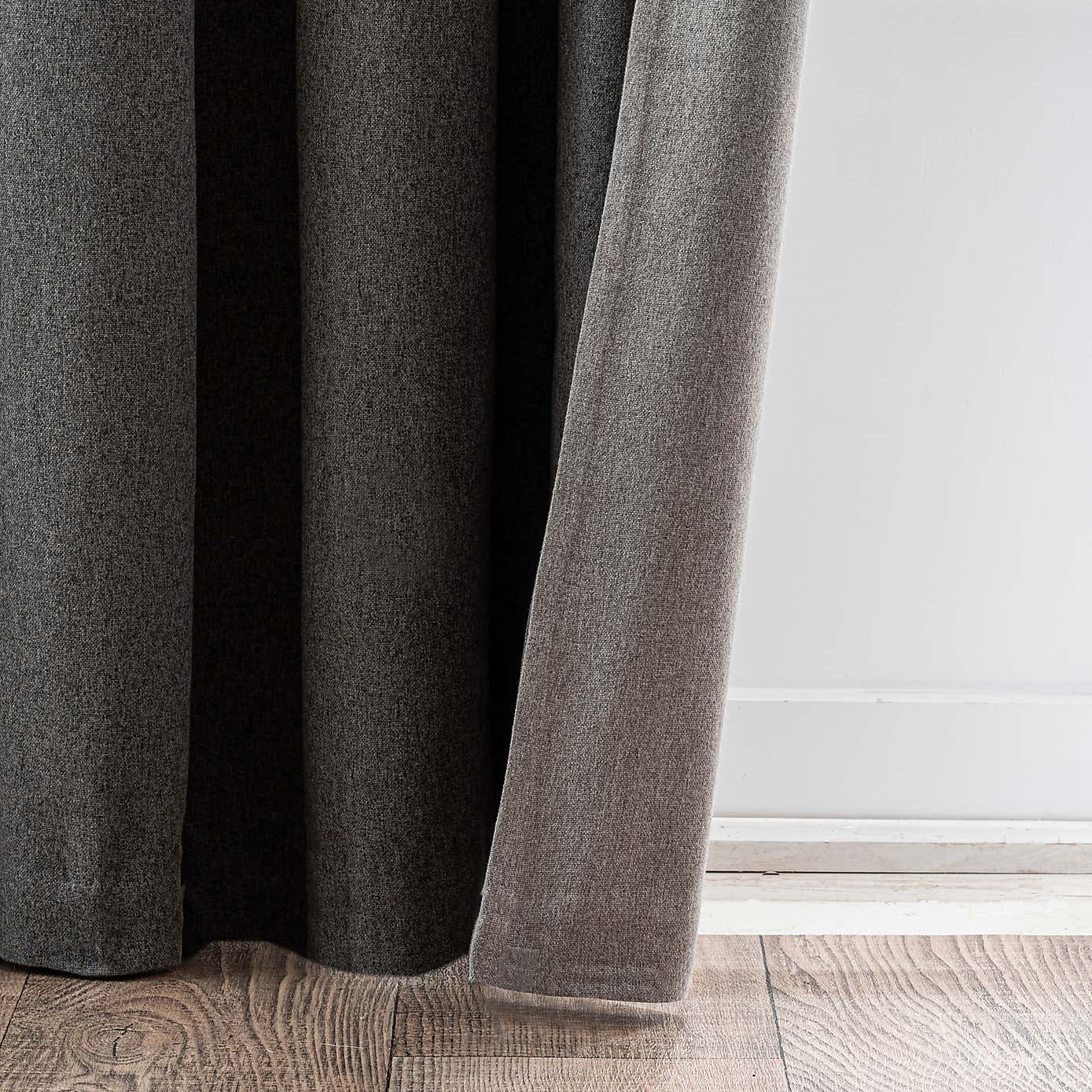 Carousel zoom image position 6 of 7