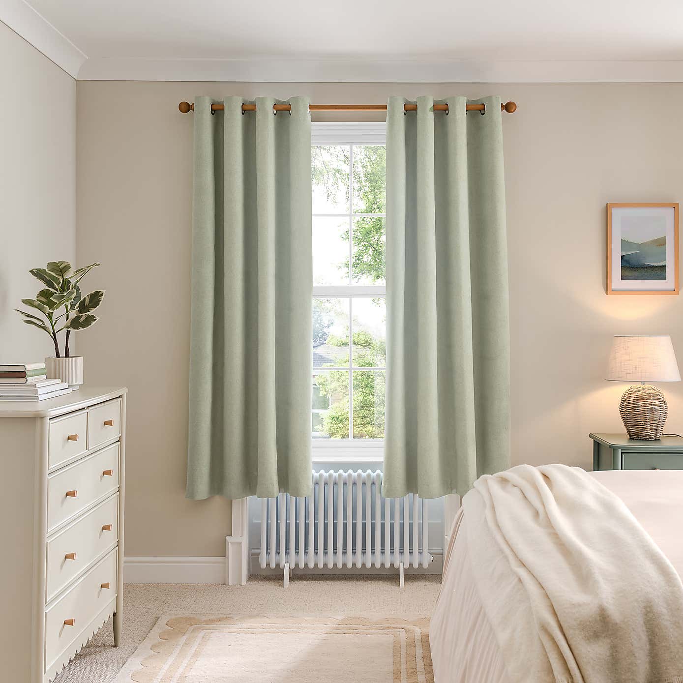 Carousel zoom image position 4 of 9