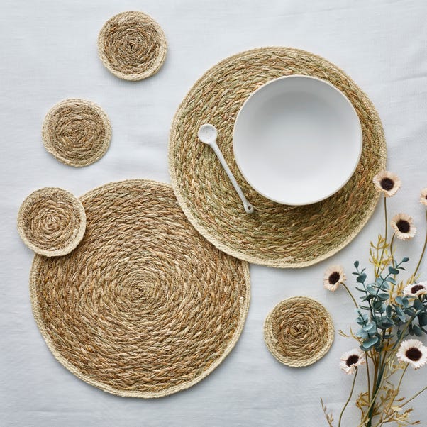 Set of 2 Grass Braid Placemats image 1 of 2