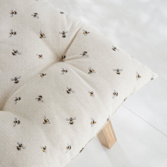 Carousel navigation image position 3 of 4