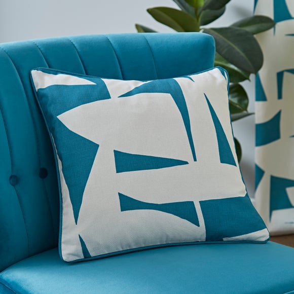 Carousel navigation image position 4 of 6