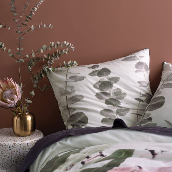 Linen House Alice 100% Cotton Continental Pillowcase image 1 of 3