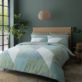 Catherine Lansfield Larsson Geo Green Duvet Cover and Pillowcase Set