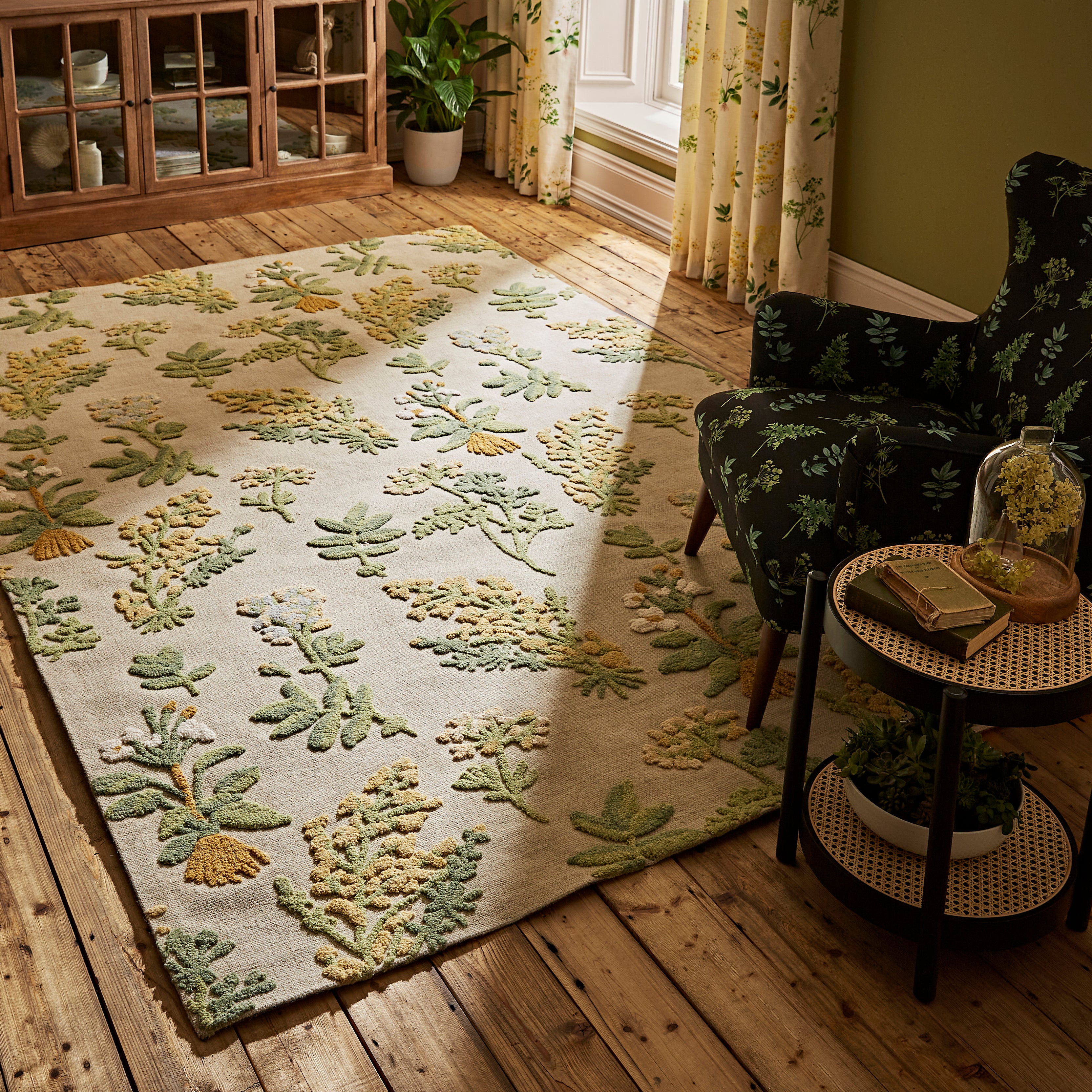 Marsh Botanical Wool Rug Multicoloured