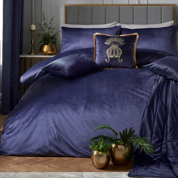 Laurence Llewelyn-Bowen Montrose Navy Duvet Cover and Pillowcase Set image 1 of 4