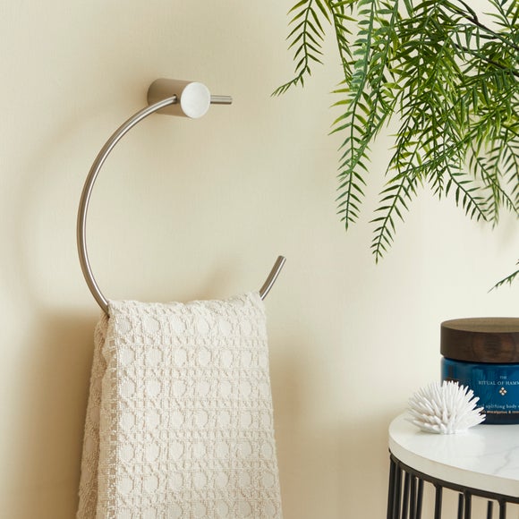 Dunelm towel online holder