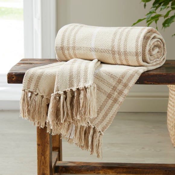 Red best sale throws dunelm