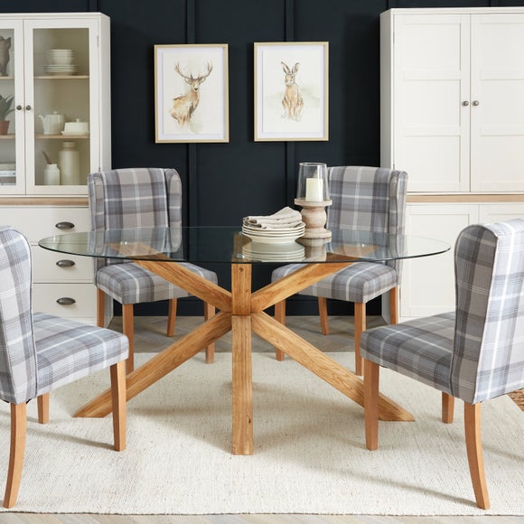 Oval kitchen deals table and chairs