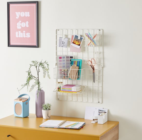 Desk deals wall organizer