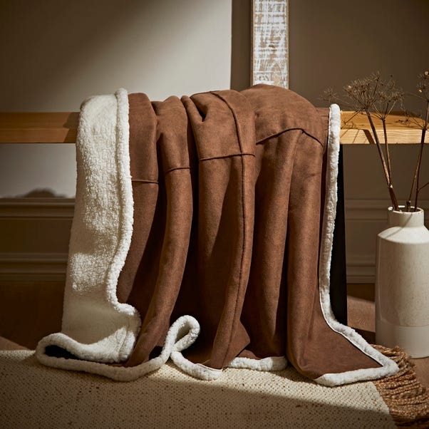 Faux Suede Sherpa Brown 130x180cm Throw Brown