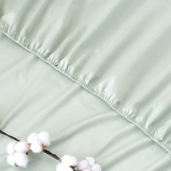 Carousel navigation image position 3 of 5