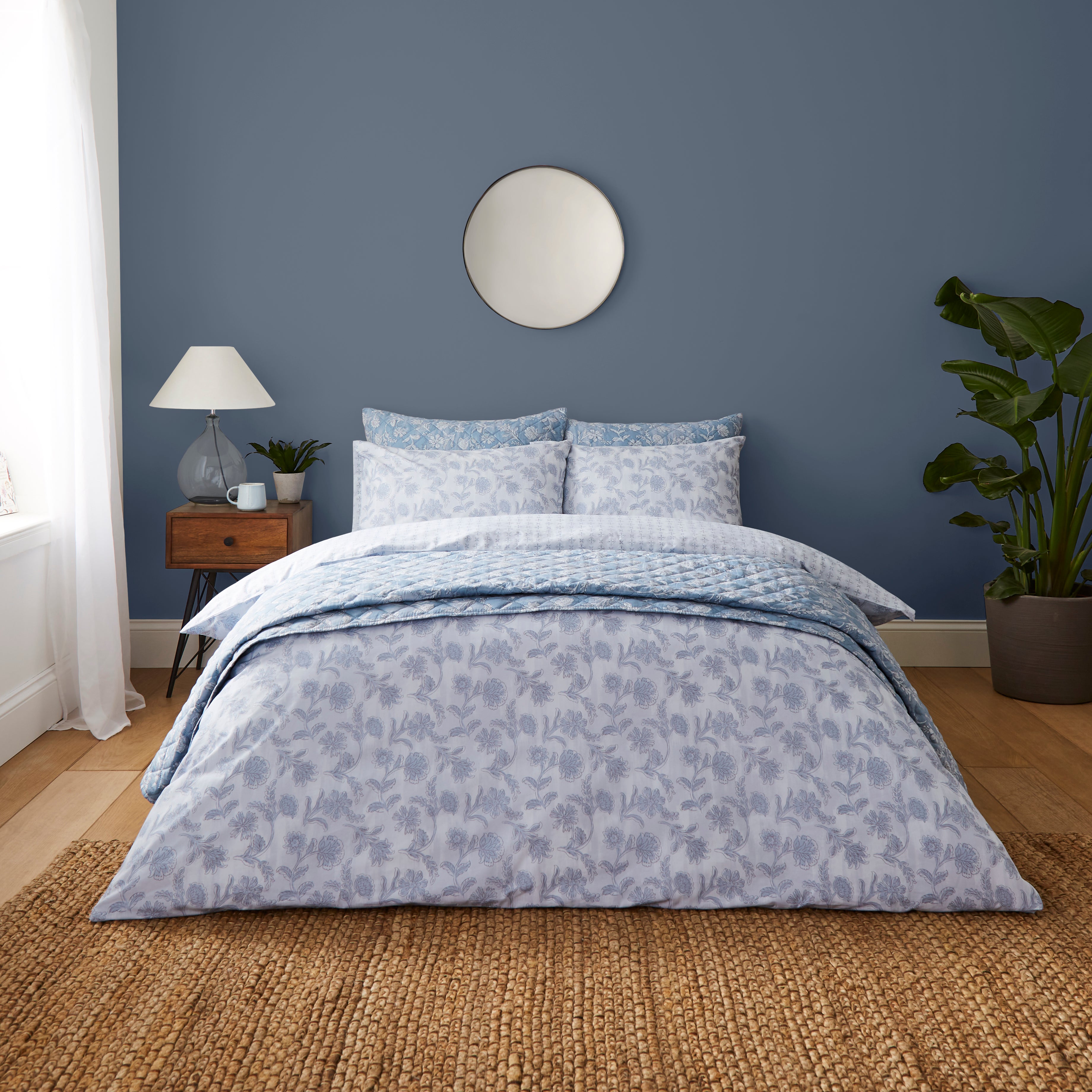 Mabel Bedspread Bluewhite