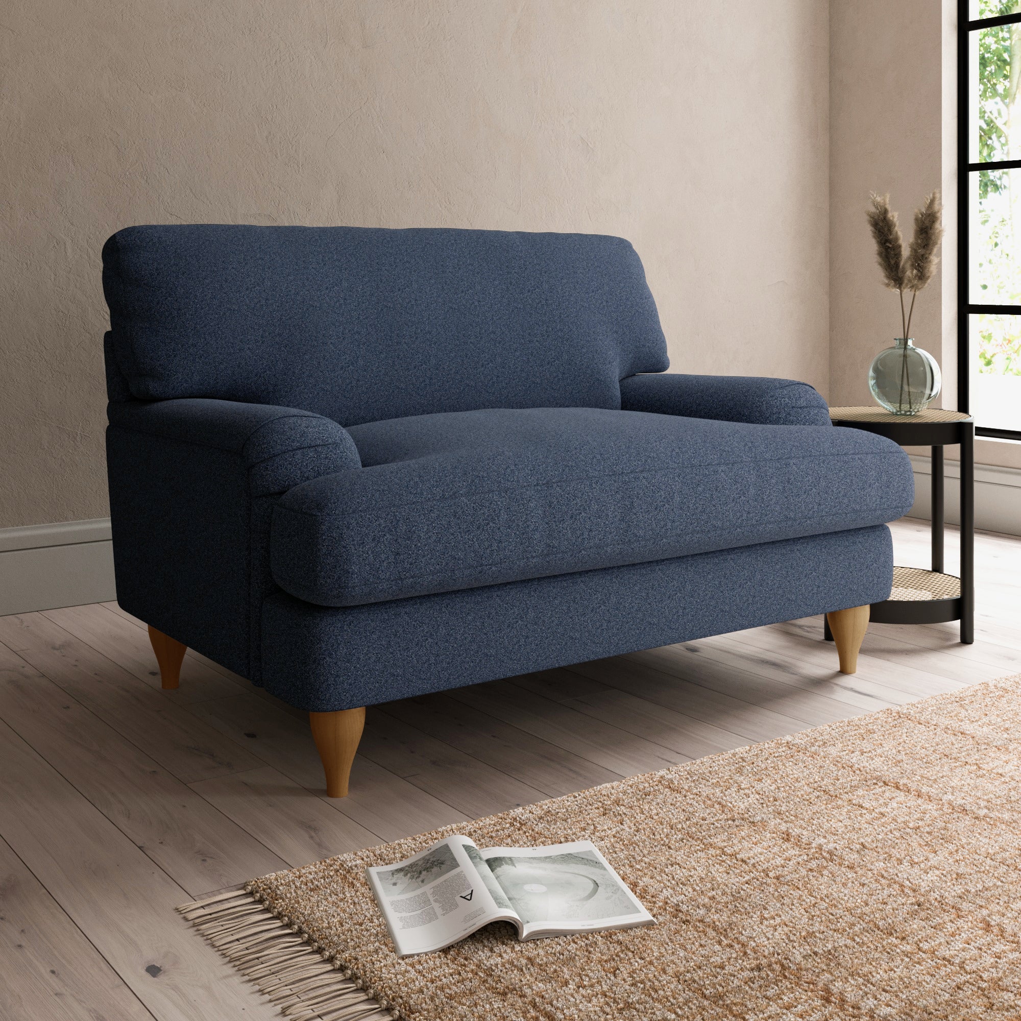 Darwin Snuggle Chair Navy