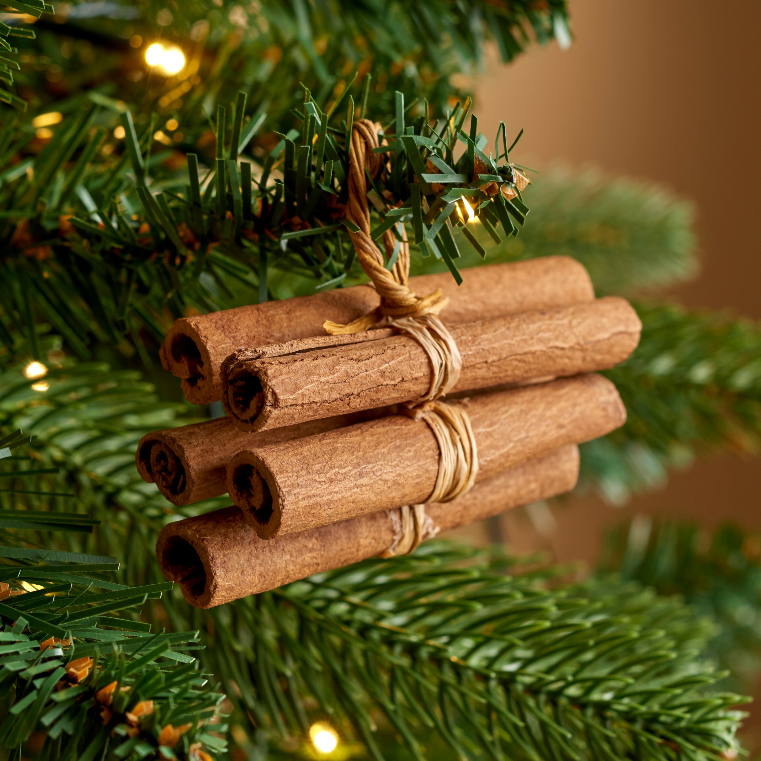 Christmas Tree Decorations & Baubles | Dunelm