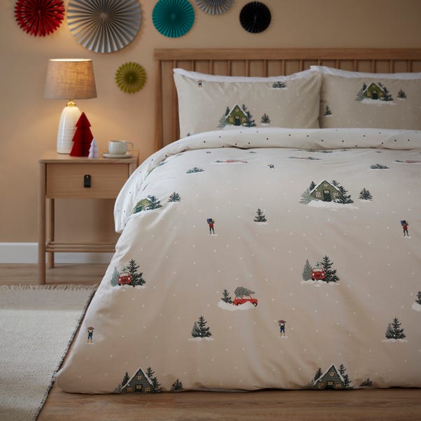 Christmas Scene Duvet Cover and Pillowcase Set  undefined